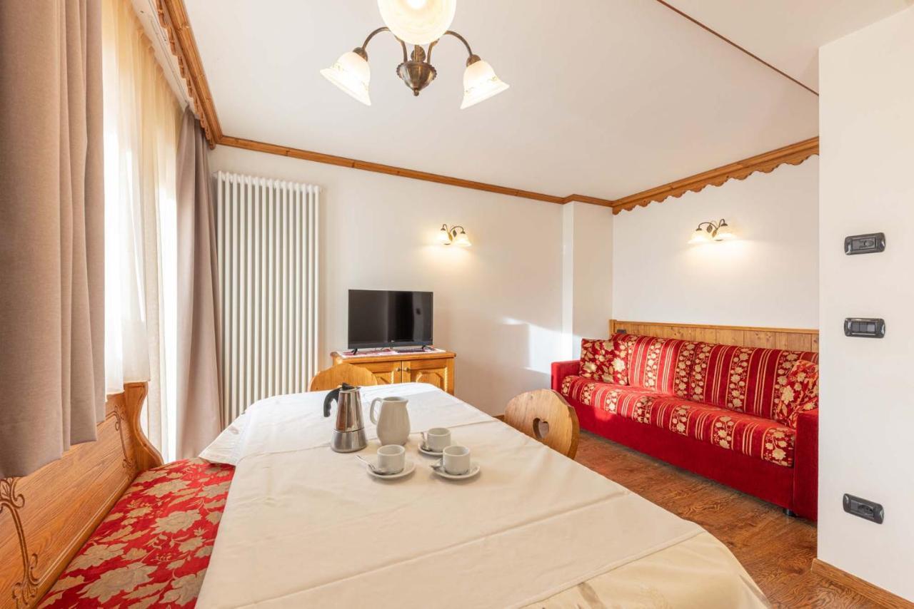 Residence Adler San Martino Di Castrozza Esterno foto