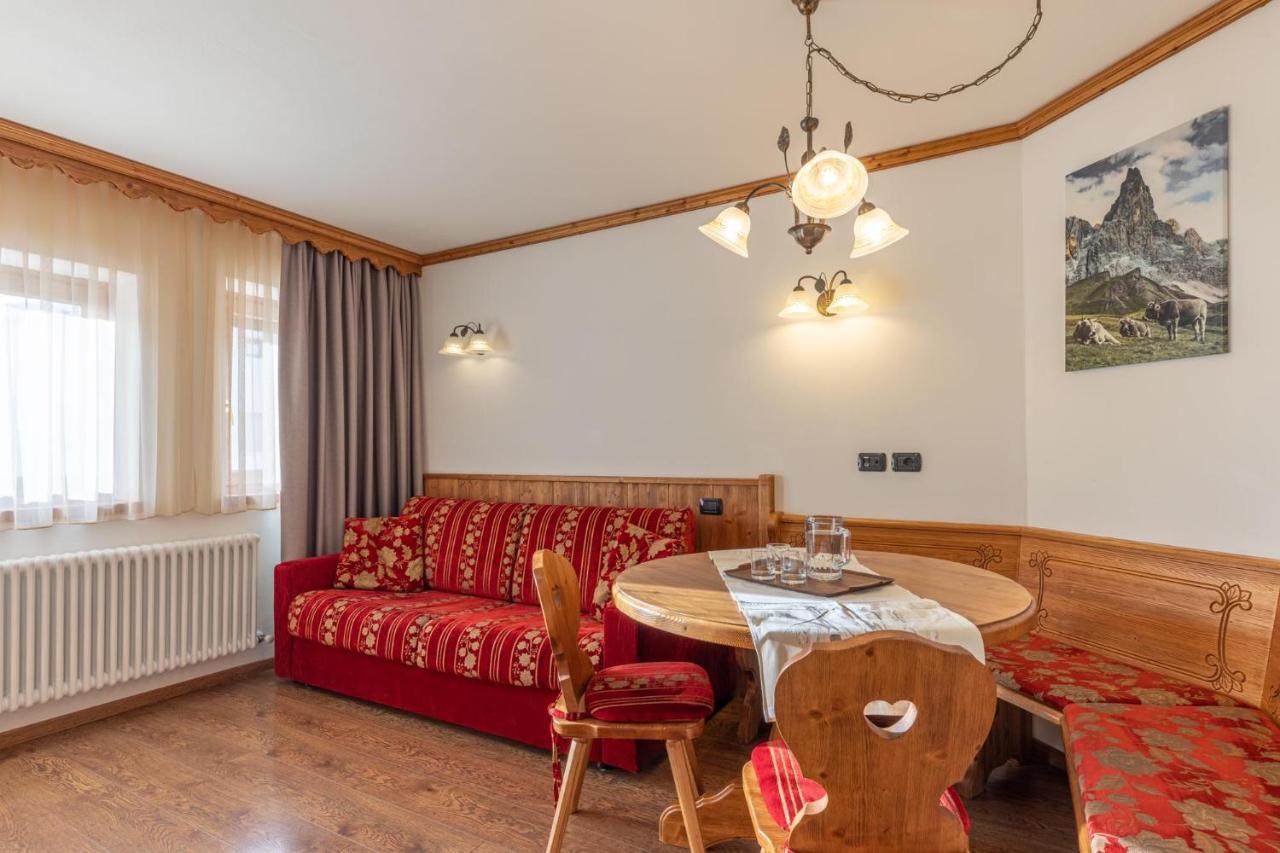 Residence Adler San Martino Di Castrozza Esterno foto
