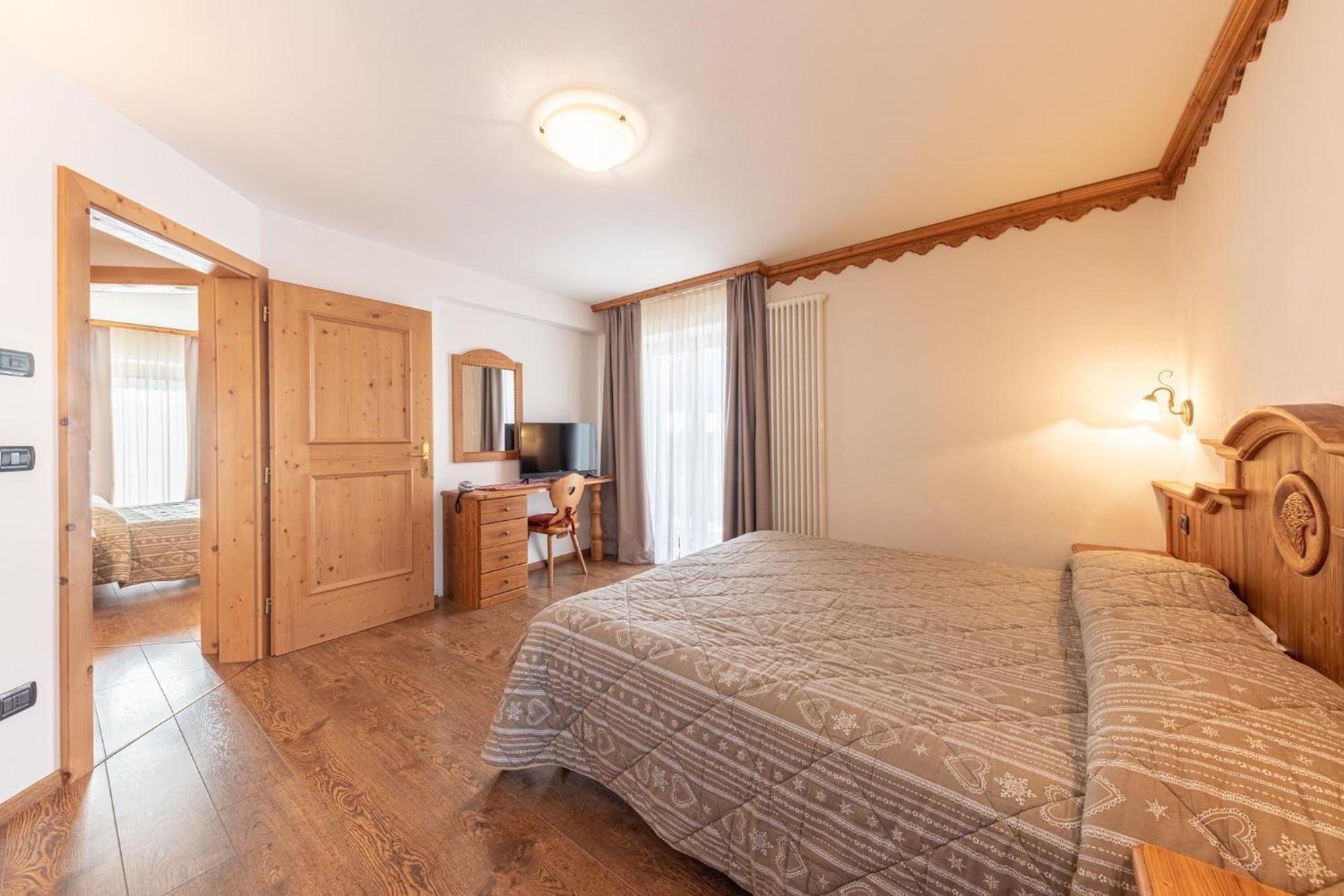 Residence Adler San Martino Di Castrozza Esterno foto