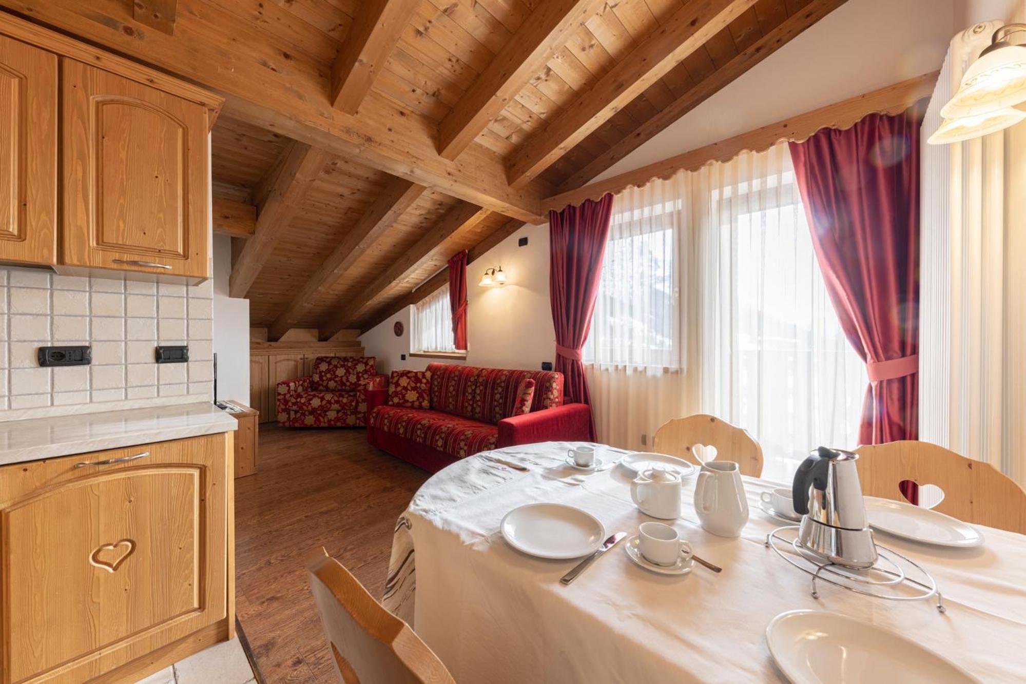 Residence Adler San Martino Di Castrozza Esterno foto