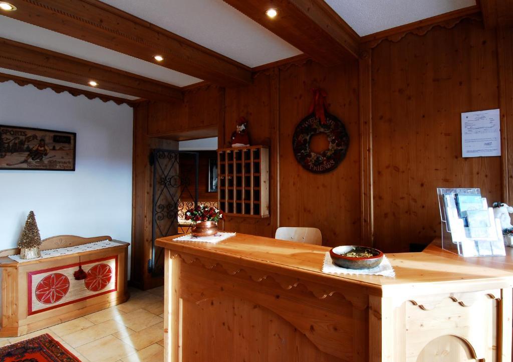 Residence Adler San Martino Di Castrozza Esterno foto